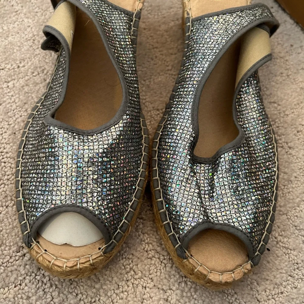 Metallic espadrilles. - Picture 5 of 10